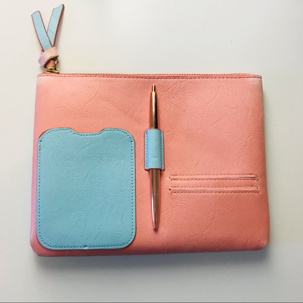 Indigo pencil case + pen and highlighters